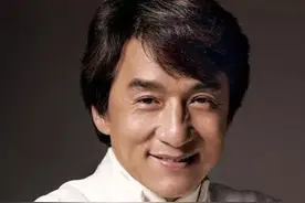 香港武打三兄弟，成龙洪金宝元彪，期待他们再次合作！图片