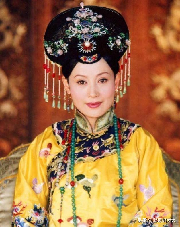 “滥情导演”尤小刚：搅乱两池春水，又拂手而去，现任小他30岁