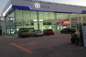 为什么汽贸店的车比4S店便宜？没买过的人说有猫腻，买过的却偷笑图片