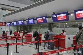 今日起，川航双流机场国内航班转至T2运行图片