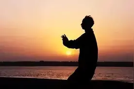 每天“站桩”10分钟，从头到脚都轻松——地炁内炼桩图片