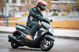 为什么如今150踏板摩托车这么受欢迎？它的魅力何在？图片