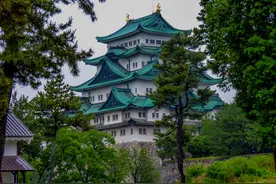 名古屋的旅游地标，日本三大名城之一，名古屋城堡图片