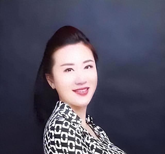全校88名女教师，被其霸占87人，揭露“淫魔”校长内幕！！