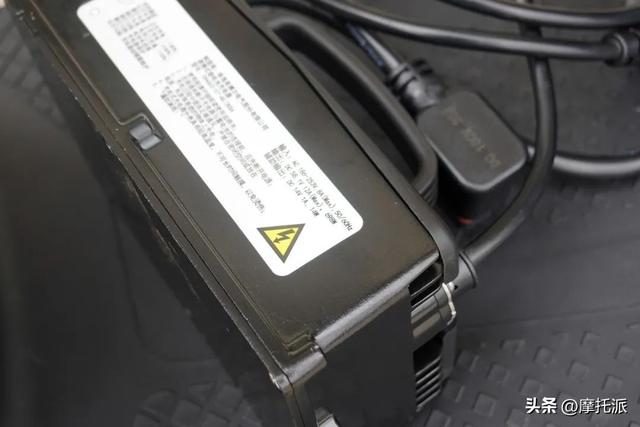 它真的是智商税吗：五羊-本田高性能电摩U-GO GT综合评测