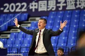 郭老叔的复仇计划开始了！广州男篮淬火成钢，季后赛他们来了图片