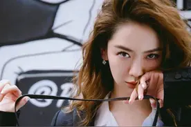 素颜平平无奇？不不不！戚薇告诉你，带妆感会更加有气场图片