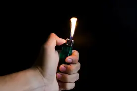 11亿烟民手中的火苗，七成来自这座湖南小城图片