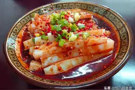 一碗淀粉六碗水，教你自制凉粉，清凉滑嫩无添加，吃一次就上瘾图片