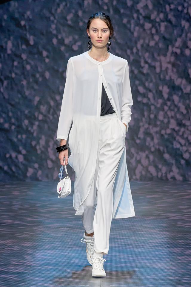 ������Armani2023����ϵ�н���������������Ϊ�������