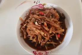 中午做的萝卜丝炒肉丝图片