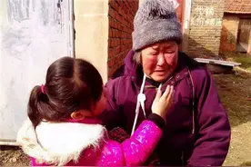 人到晚年才懂，带孙子跟带外孙差别大，听听过来人怎么说，太心酸图片