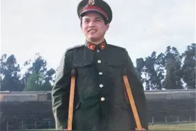 1987年，“独腿英雄”徐良凭《血染的风采》红遍全国，后来怎样了图片