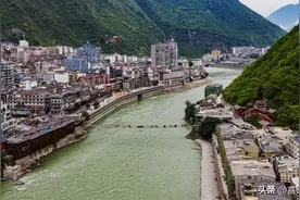 四川甘孜州泸定县值得游玩的旅游景点有哪些？自驾游有什么攻略？图片
