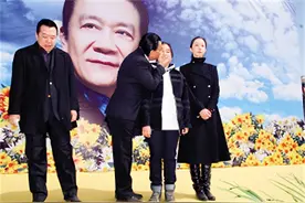 侯耀文女儿侯瓒：曾状告侯耀华，怨恨父亲14年，终究亲情战胜一切图片