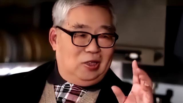丁岚：曾火遍全国移居国外，回国经商成亿万富婆，58岁仍孤身一人