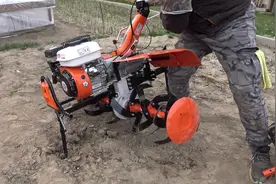 为什么微耕机不能直接使用？切勿麻痹大意，以免造成人身伤害图片