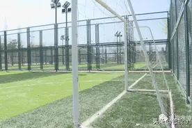 工人体育馆室外场，五一免费开放图片