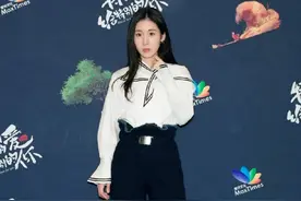 张碧晨的身材确定是生过孩子的吗，火柴人的身材比例，没啥肉感图片