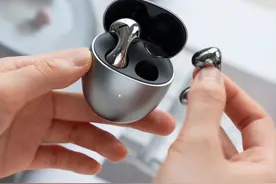 华为FreeBuds 5水滴耳机评测：全新形态，以曲线之美打造旗舰新声图片