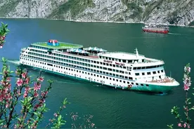 乘坐三峡游轮的攻略和技巧，非常有用，看后让你行程更加轻松愉快图片