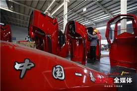 抢农时战春耕 泰安农机企业订单旺图片