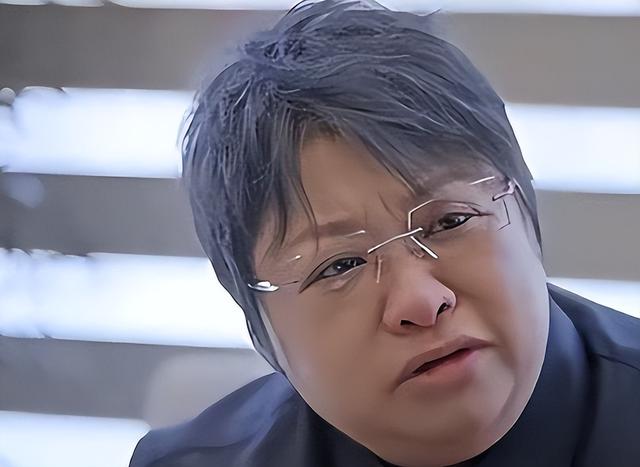 侵吞善款贪污上亿，被实名举报“假慈善”的韩红，首次正面回应