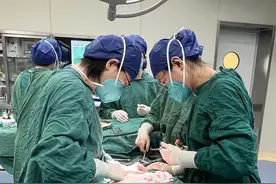 协和医院多学科团队助宫颈癌孕妇顺利产子！专家提示：孕前检查勿忽视图片