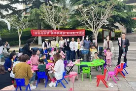 黄海明珠社区：“感恩母亲节亲子共成长”彩泥制作DIY活动​图片