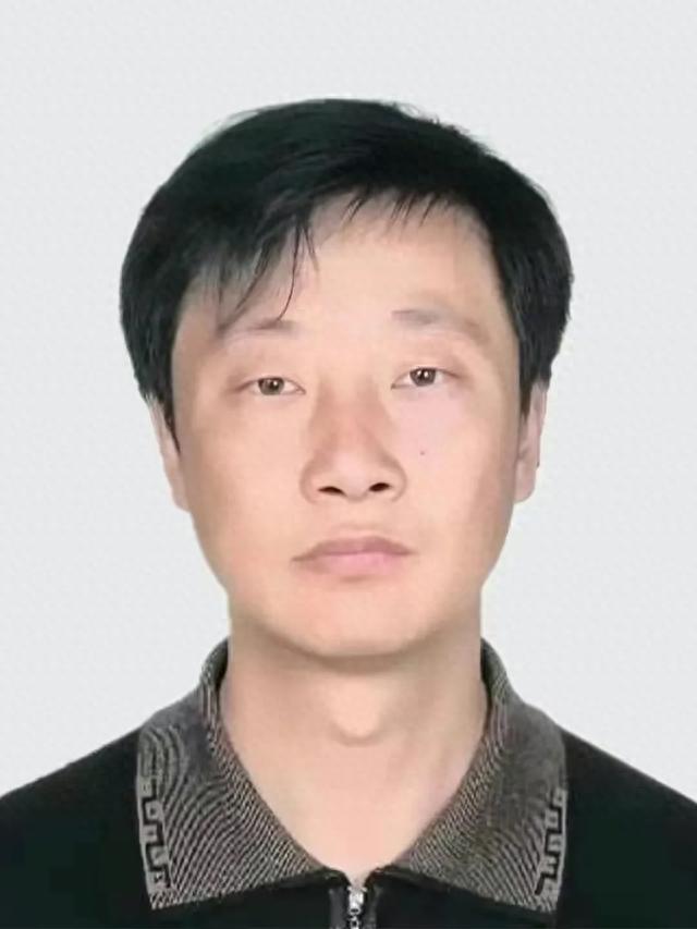 8月27日下午,又有15被查落马,个个贪得无厌,履历完美