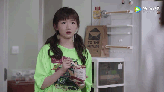 被偷窥狂偷拍裙底？看这五个女人如何处置，观众：解气