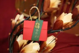 河南小伙参加温州婚宴，随礼800元，临走拿到伴手礼，直呼：赚大了图片