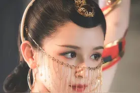 初见又美又灵又干净，走红后却像变个人，这6位女星的脸，好可惜图片