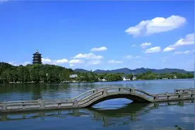 最美“西湖十景”图文介绍，名中有诗，名中有画，百看不厌图片