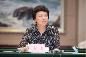 大学一把手有两位，法定代表人只有一位，书记和校长谁有资格？图片