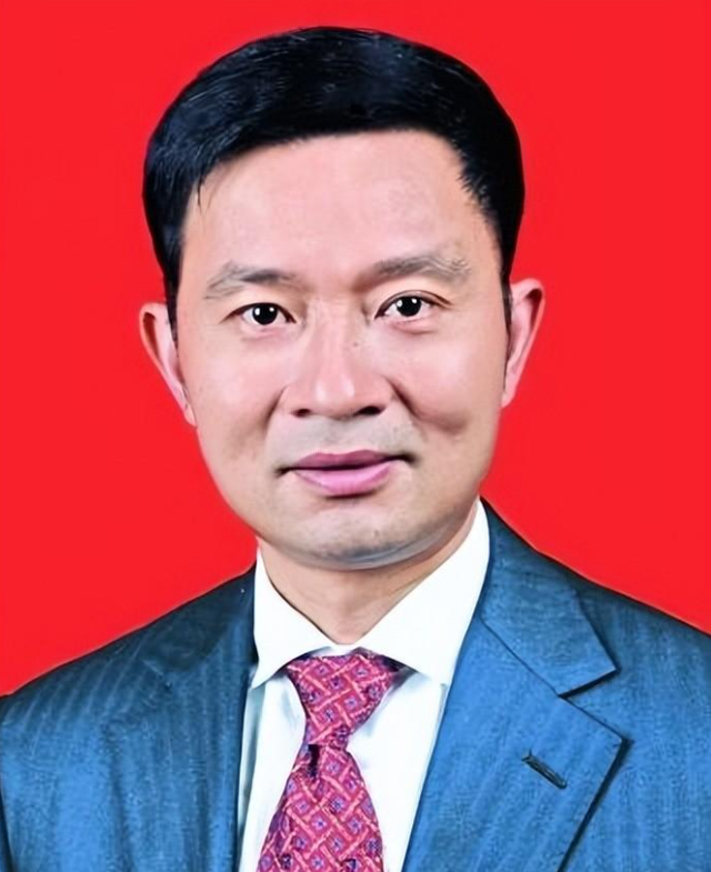 四川市委书记落马：不贪不赌不嫖，清正廉洁却被判刑，罪名还不轻