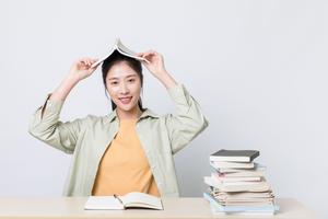 考研数学跟哪个老师好?大神全方位为大家分析图