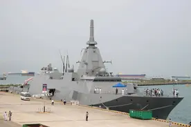 日本第7艘隐身护卫舰已建成，速度不比我们慢！中国要高度警惕图片
