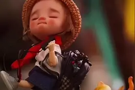 #健康中国行动2030# 眼部按摩仪选用不当，700度近视的他险致失明图片