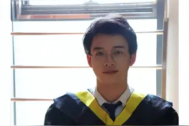 “我走了很远的路，才被你看见！”一个大凉山娃的读书逆袭人生图片