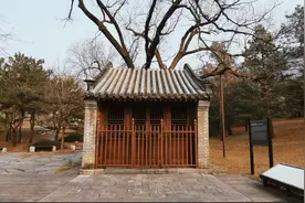 北京植物园古庙宇，规模不大历史悠久，几幅壁画有来头图片