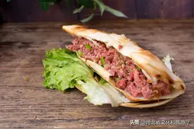 我们几乎不吃马肉，却把驴肉做成了火烧图片