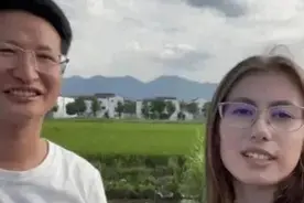 年龄不是问题！45岁阿姨嫁给27岁小鲜肉，诱惑在床上等你发现！图片