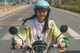 电影《四海》(2022)大年初一上映，明星阵容，孤独和爱的交替图片