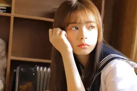 第一次见面，送女生这几种礼物，很好打动她图片