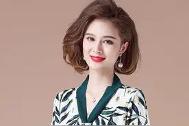 妈妈我爱你！母亲节为妈妈送上最美穿搭，优雅推荐打造最美妈妈图片