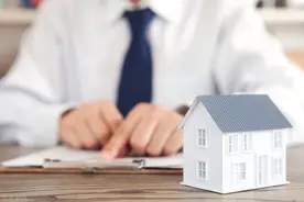 10年后，全款买房的人和贷款买房的人谁会过得更好？图片