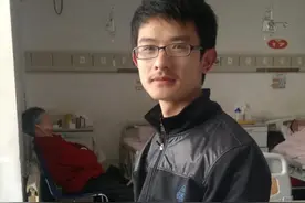 福建农村小伙，14岁身患怪病，为自救考大学，和“病魔”对抗至今图片