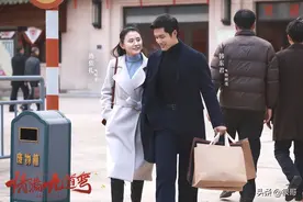 《情满九道湾》中只有几个镜头的演员，以为是群演，谁知来头不小图片