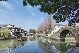 “一脚踏三省”的上海古镇，位于江浙沪交界处，难得的原生态水乡图片